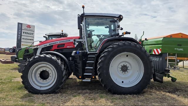 Image of Massey Ferguson 9S.370 equipment image 2