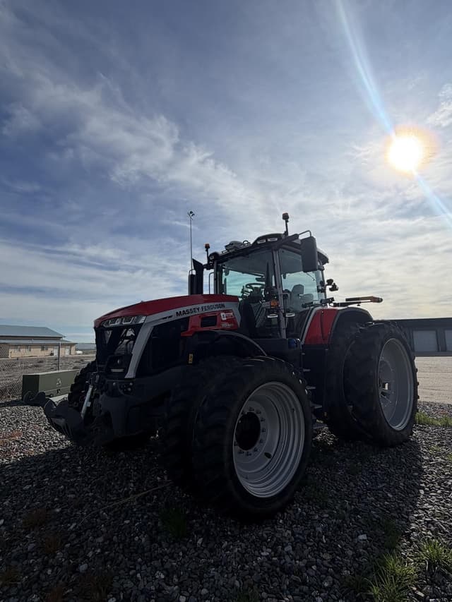 Image of Massey Ferguson 9S.425 equipment image 3