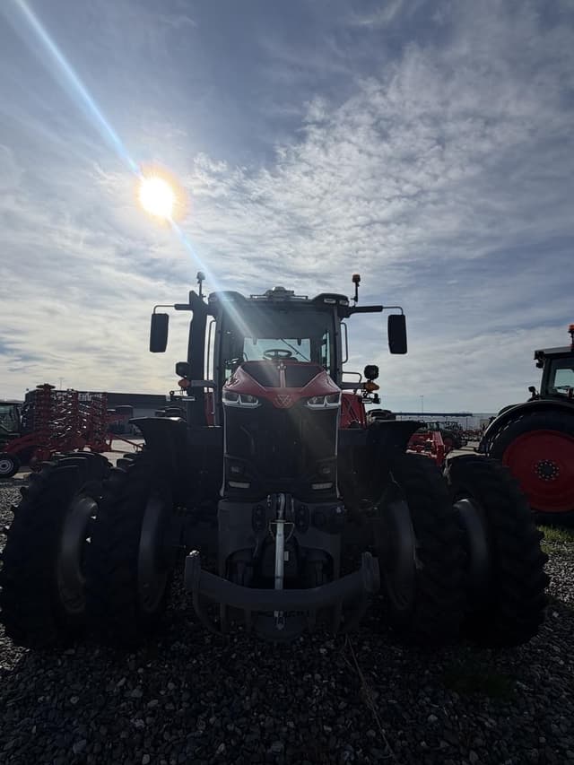 Image of Massey Ferguson 9S.425 equipment image 1