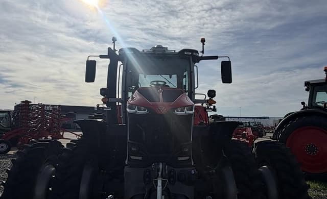 Image of Massey Ferguson 9S.425 equipment image 1