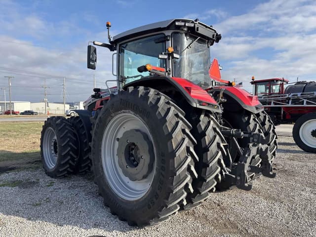 Image of Massey Ferguson 9S.425 equipment image 4