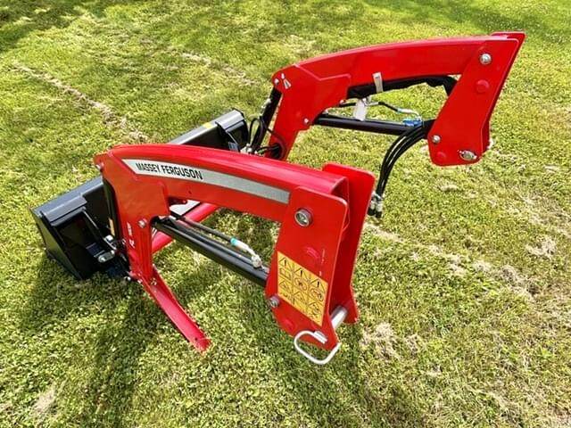 Image of Massey Ferguson FL1805 equipment image 2