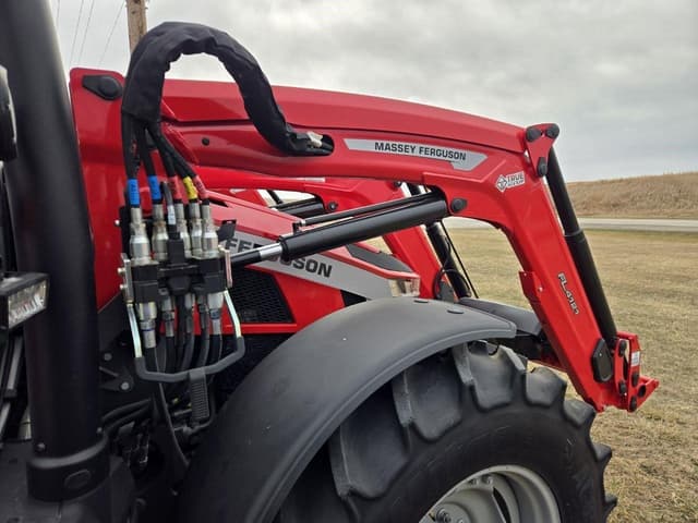 Image of Massey Ferguson FL4121 equipment image 4