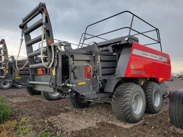 Image of Massey Ferguson LB2234 equipment image 2