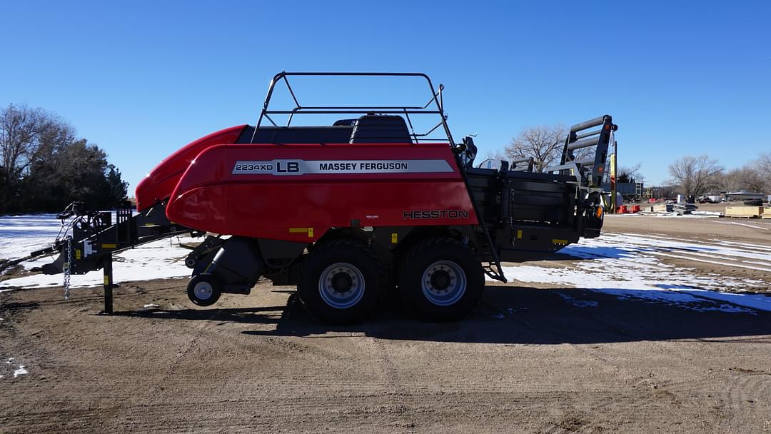 Image of Massey Ferguson LB2234XD Primary image