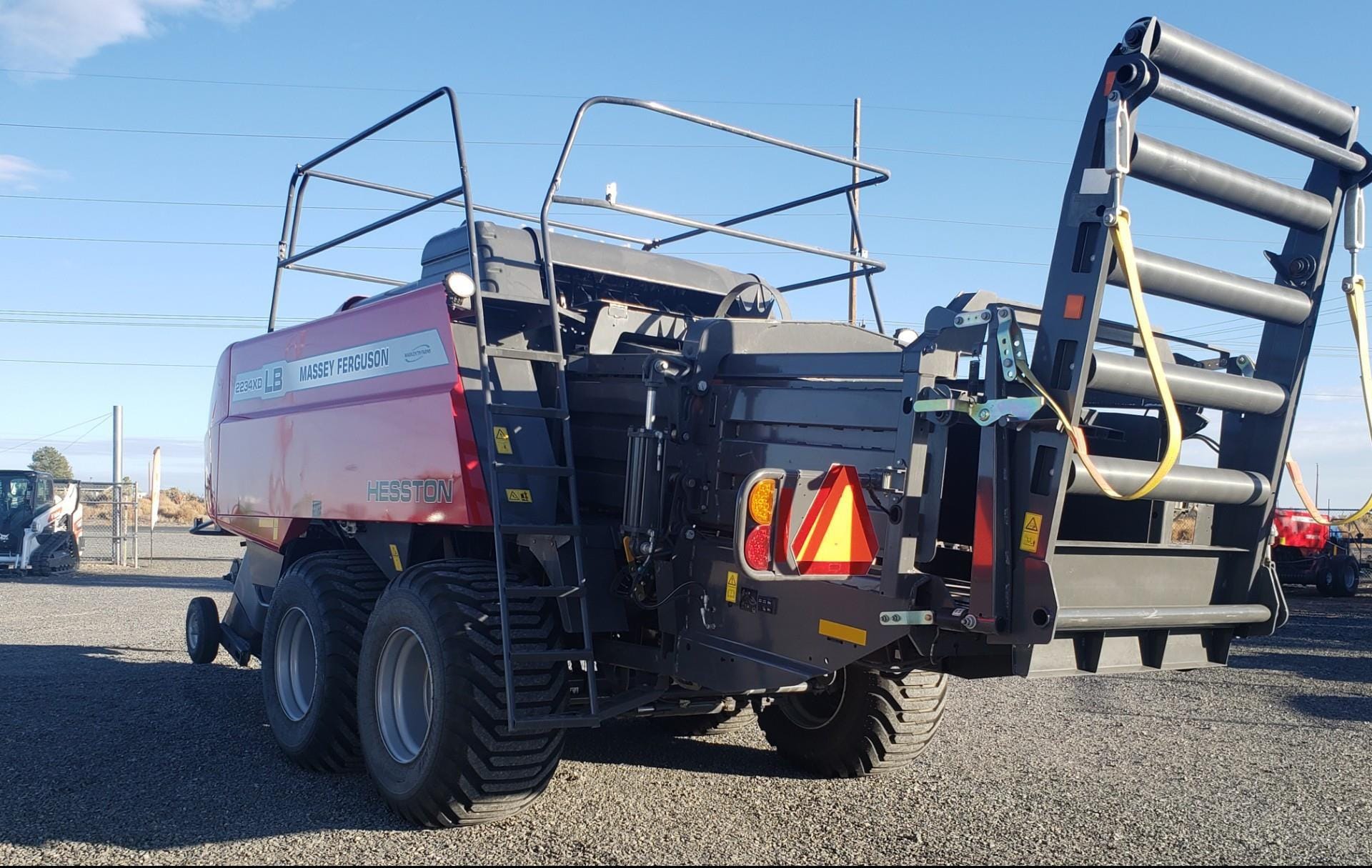 2025 Massey Ferguson LB2234XD Equipment Image0