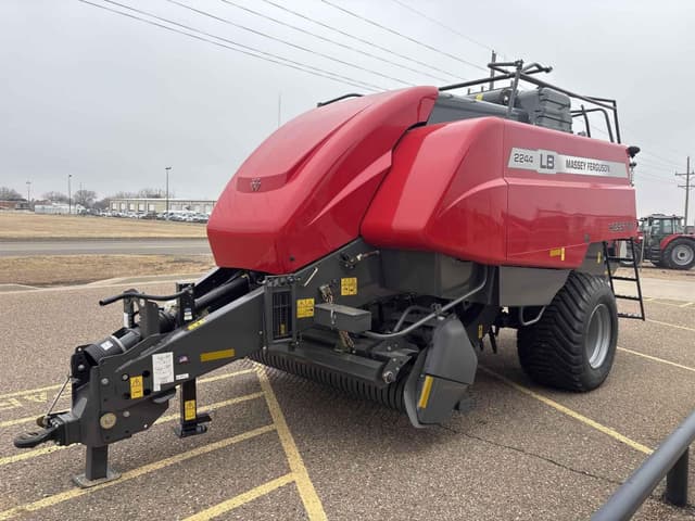 Image of Massey Ferguson LB2244 equipment image 1