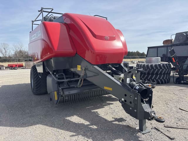 Image of Massey Ferguson LB2244 equipment image 2