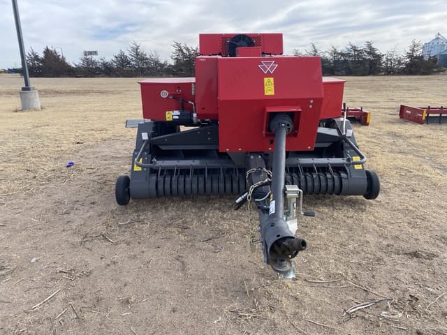 Image of Massey Ferguson 1840 equipment image 4