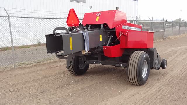 Image of Massey Ferguson 1840 equipment image 3
