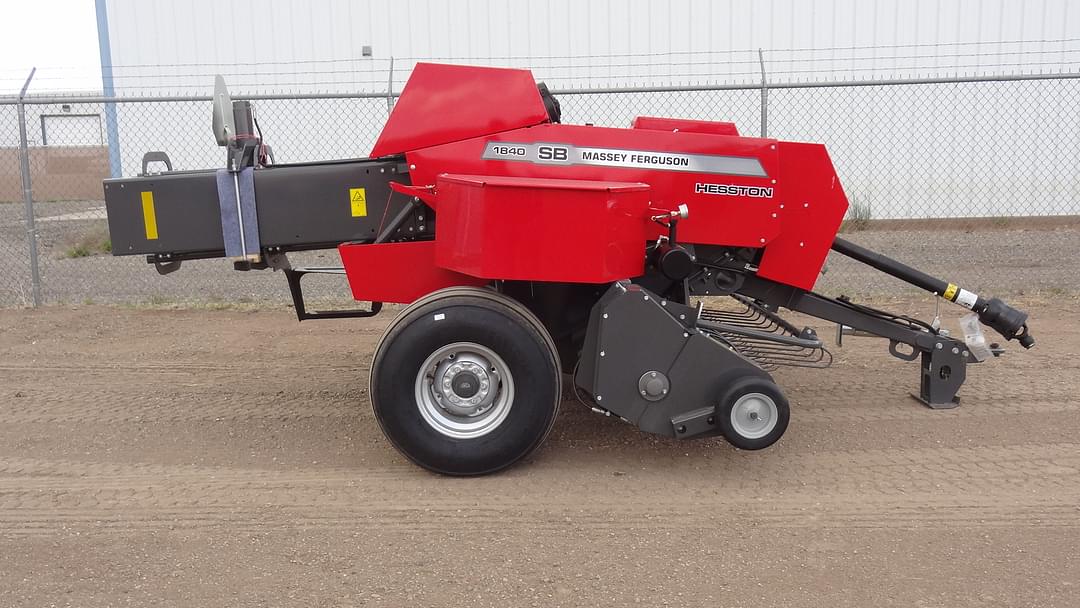 Image of Massey Ferguson 1840 Primary image