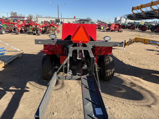 Image of Massey Ferguson 1840 equipment image 2