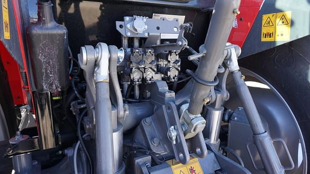 Image of Massey Ferguson 6713 equipment image 4
