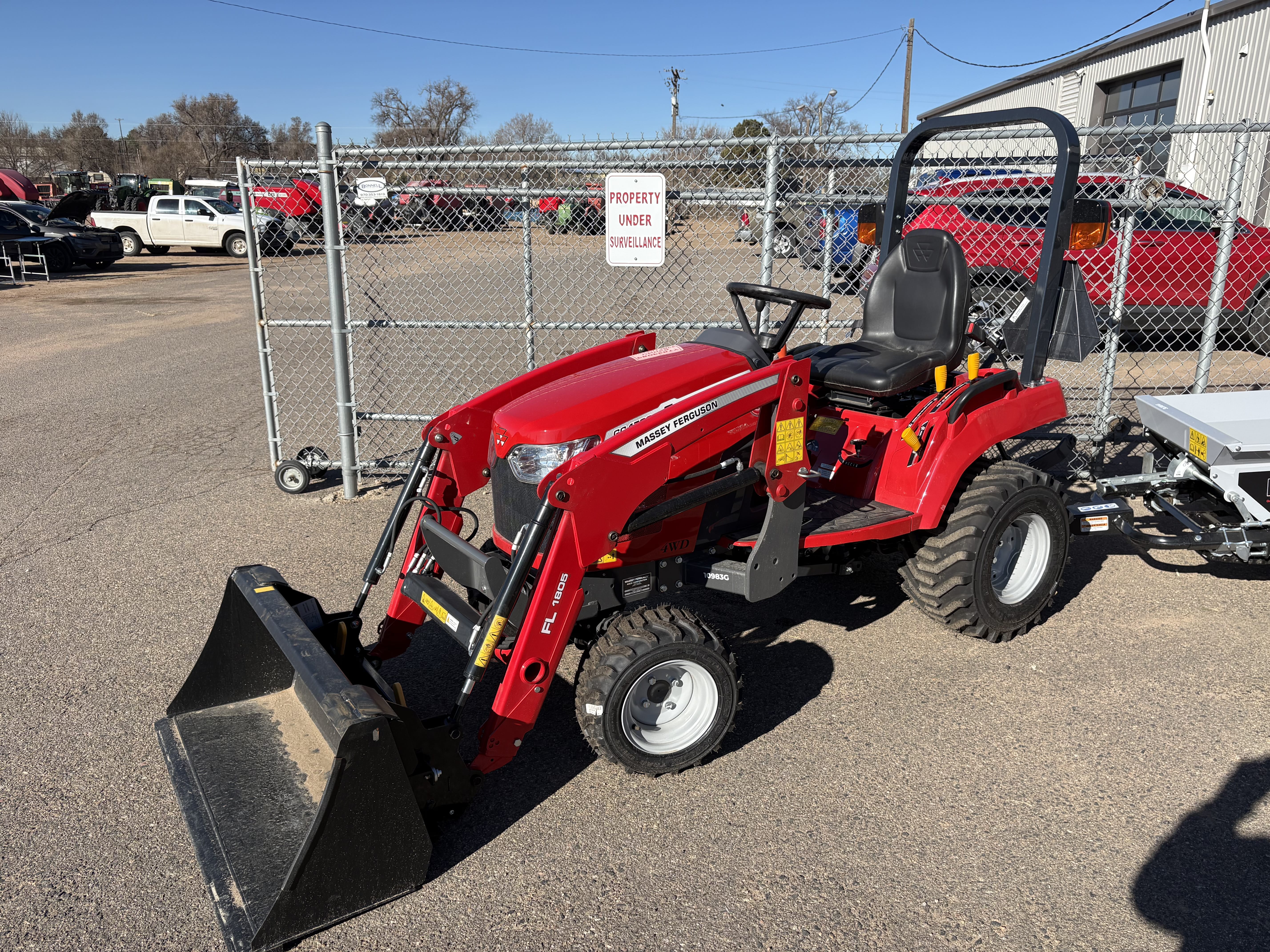 2025 Massey Ferguson GC1723E Equipment Image0
