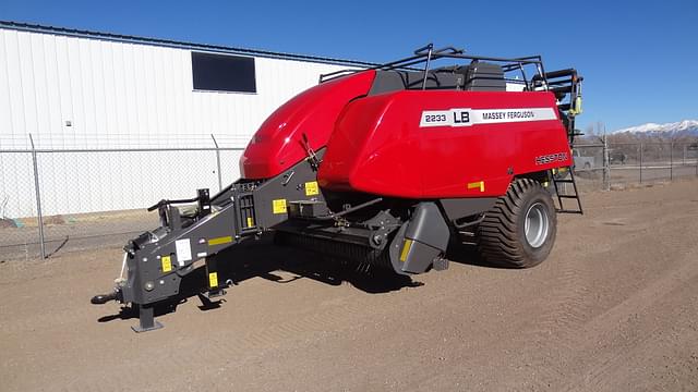 Image of Massey Ferguson LB2233 equipment image 1