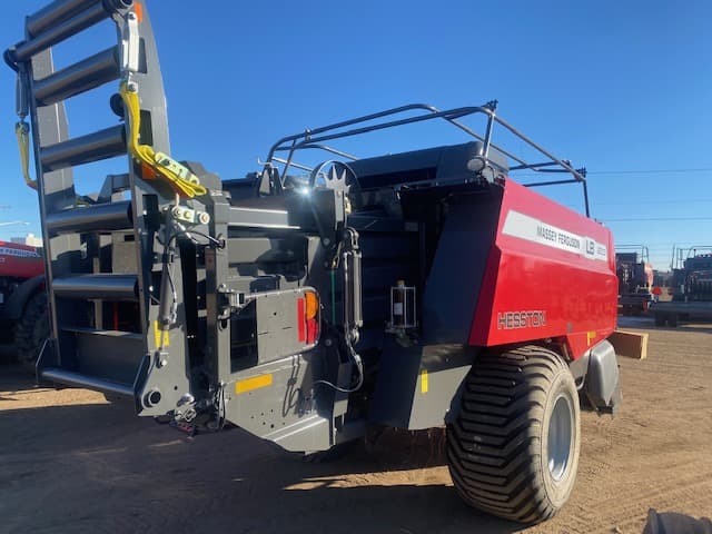 Image of Massey Ferguson LB2233 equipment image 4