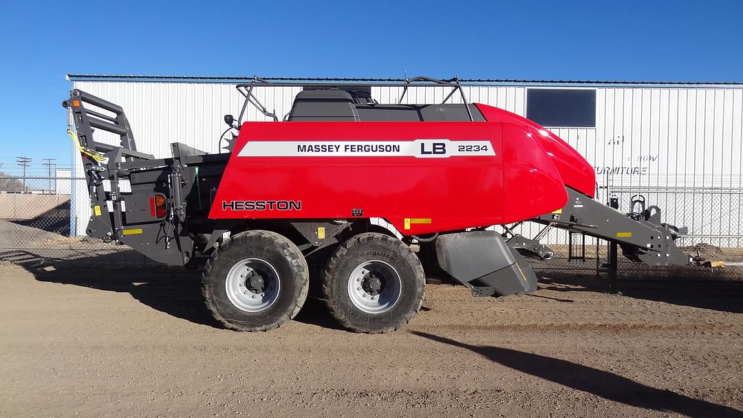 Image of Massey Ferguson LB2234 Primary image