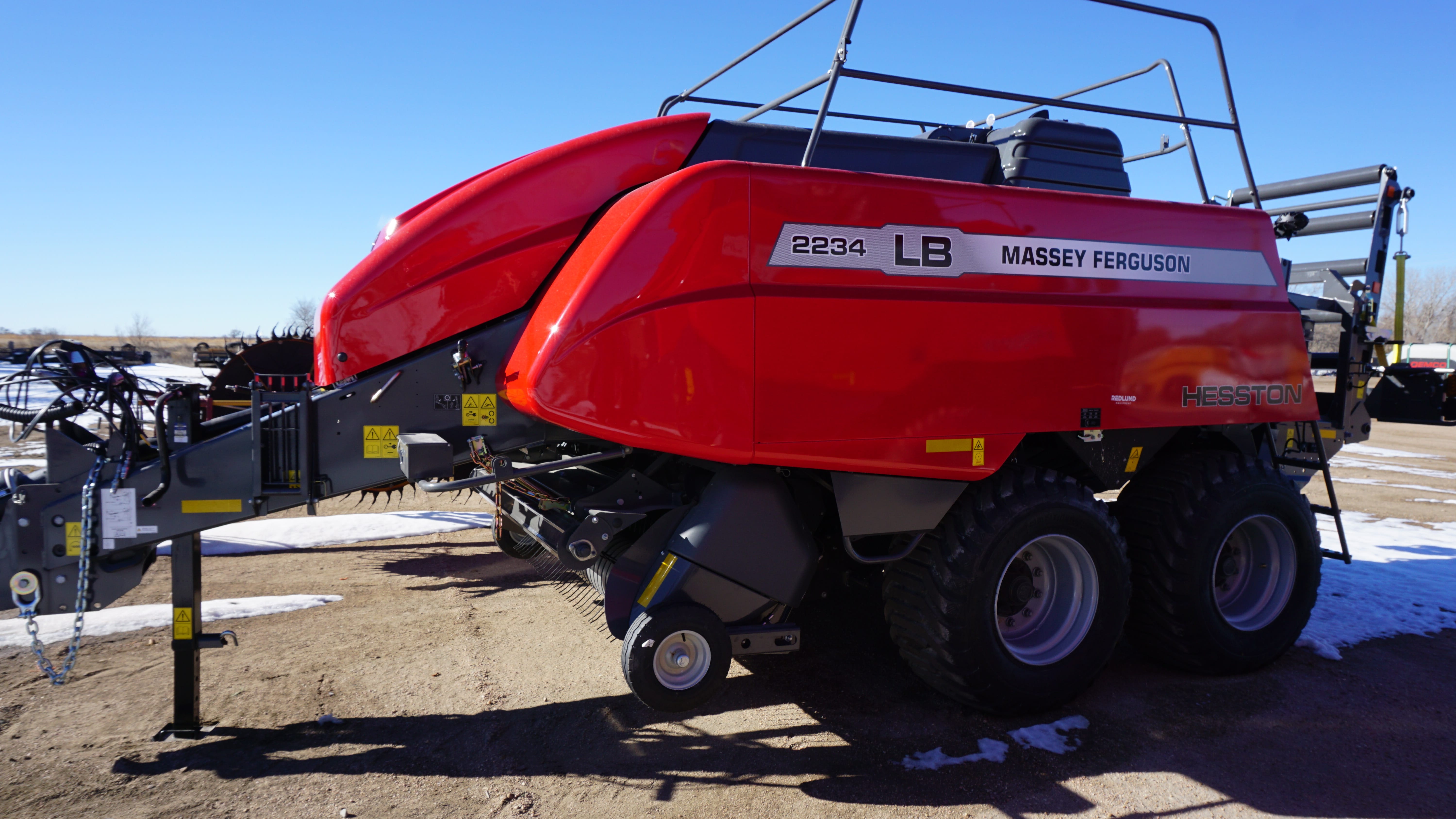 2025 Massey Ferguson LB2234 Equipment Image0
