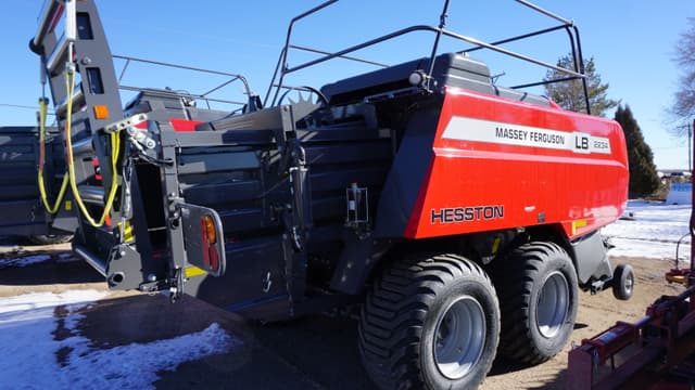 Image of Massey Ferguson LB2234 equipment image 2