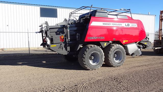 Image of Massey Ferguson LB2234 equipment image 1