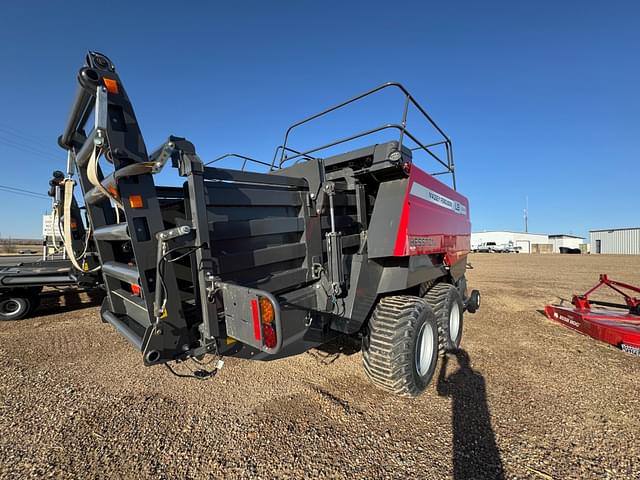 Image of Massey Ferguson LB2244 equipment image 3