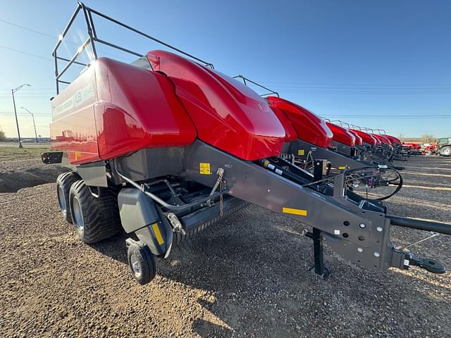 Image of Massey Ferguson LB2244 equipment image 2