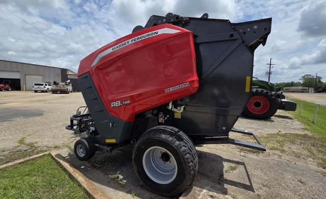 Image of Massey Ferguson RB.146 equipment image 3