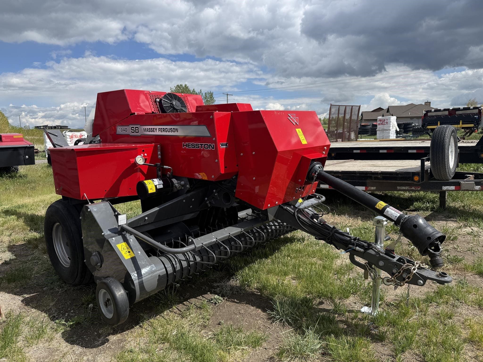 2025 Massey Ferguson 1840 Equipment Image0
