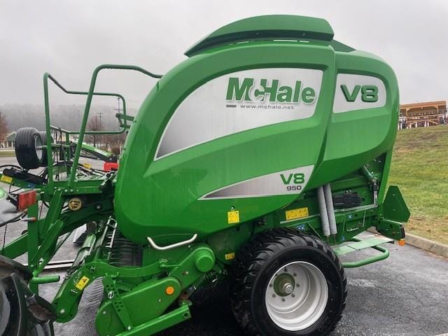 2025 McHale V8 950 Equipment Image0