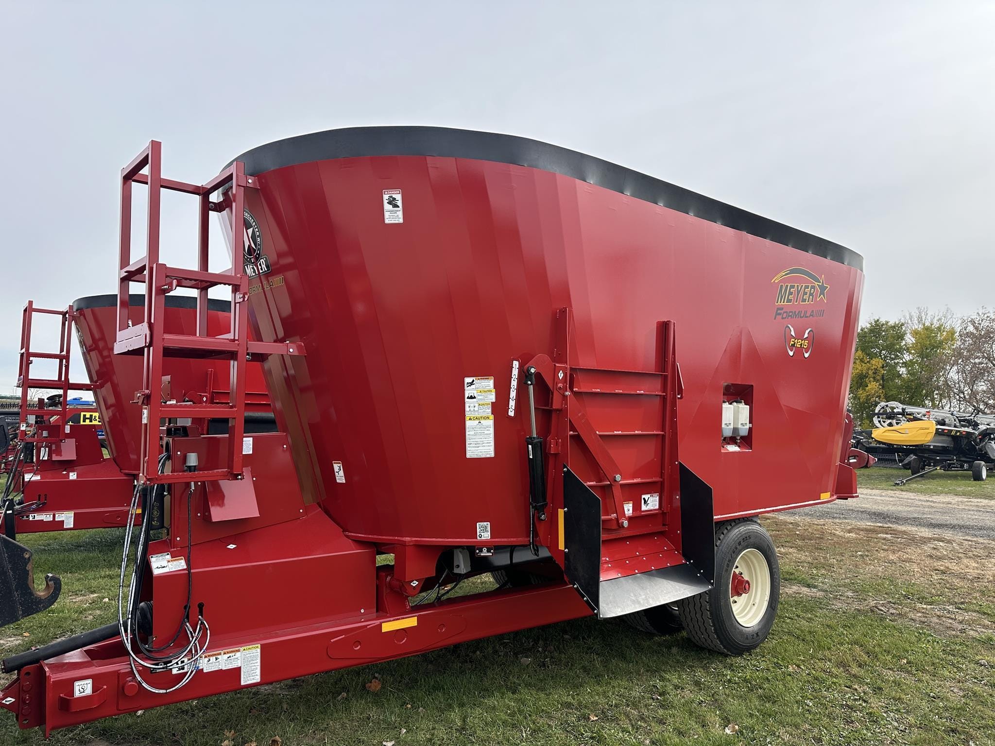 2025 Meyer F1215 Equipment Image0