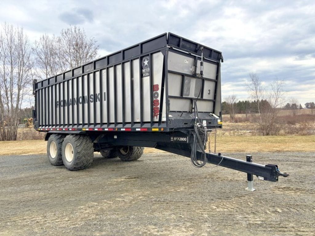 2025 Meyer 9130RT Equipment Image0