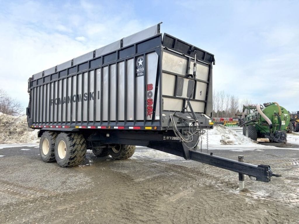 2025 Meyer 9130RT Equipment Image0