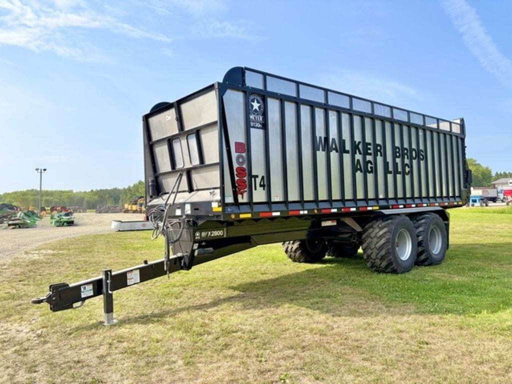 2025 Meyer 9130RT Equipment Image0