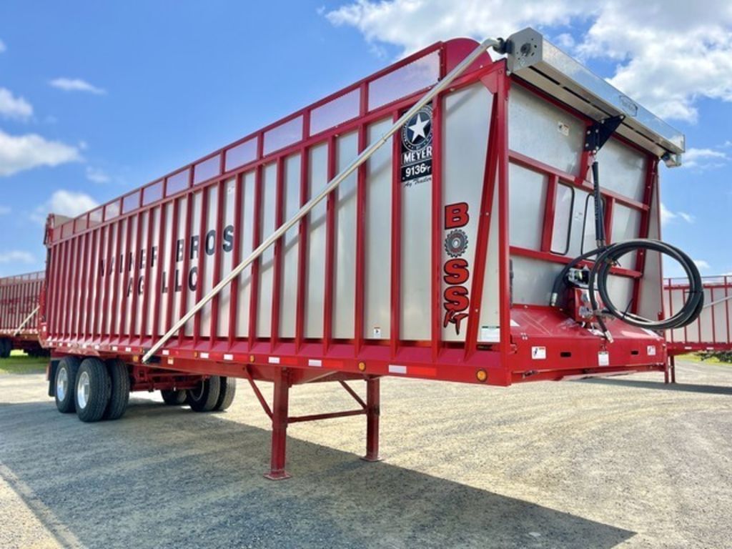 2025 Meyer 9136RT Equipment Image0