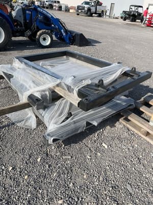 2025 Morrison 4/48 Forks Image