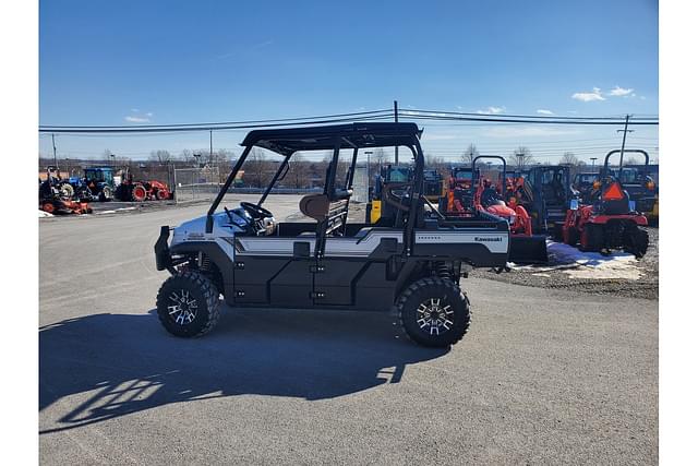 Image of Kawasaki Mule Pro FXT 1000 Platinum Ranch Edition equipment image 1