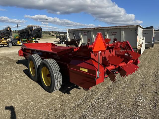 Image of New Holland 185 equipment image 4