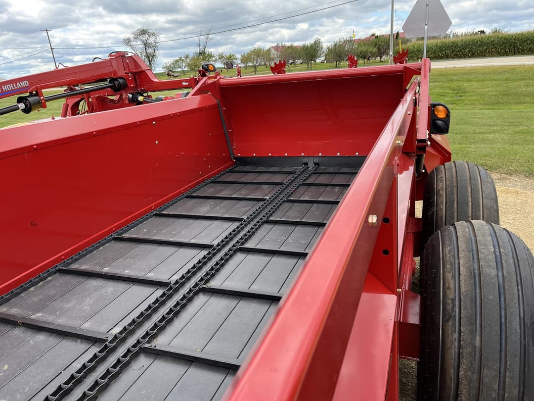 Image of New Holland 195 Image 1