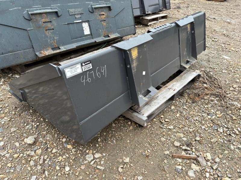 Image of New Holland 84" LPE Bucket Image 1