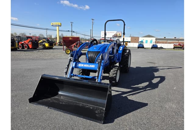 Image of New Holland Workmaster 35 equipment image 4