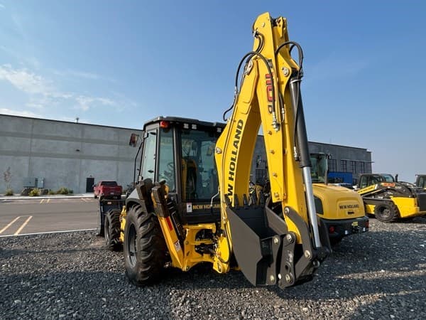 Image of New Holland B110 equipment image 2