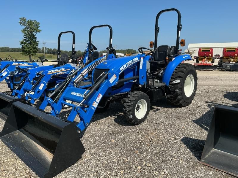 Image of New Holland Boomer 40 Image 0