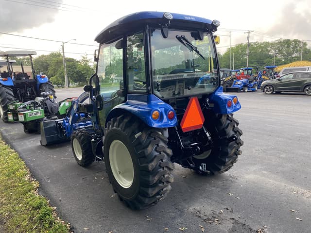 Image of New Holland Boomer 40 equipment image 3