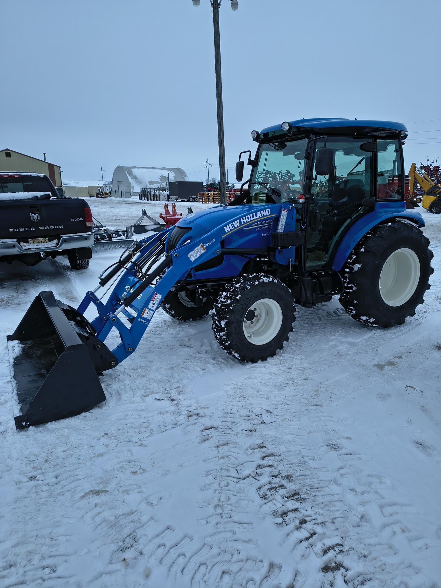2025 New Holland Boomer 45 Equipment Image0