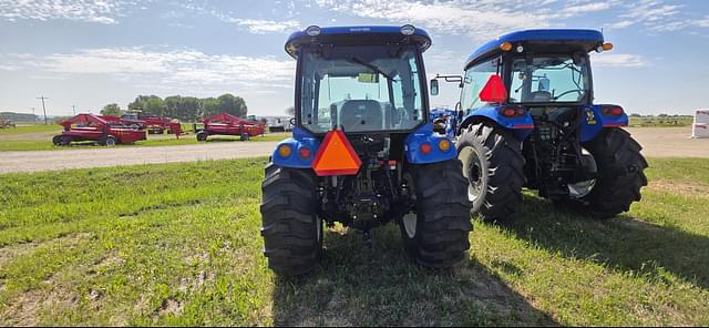 Image of New Holland Boomer 45 equipment image 2