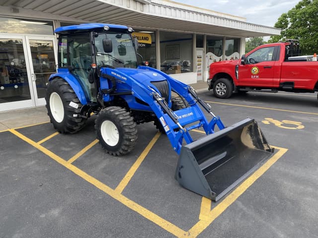 Image of New Holland Boomer 50 equipment image 1