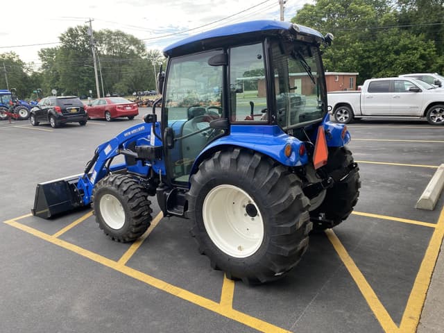 Image of New Holland Boomer 50 equipment image 3
