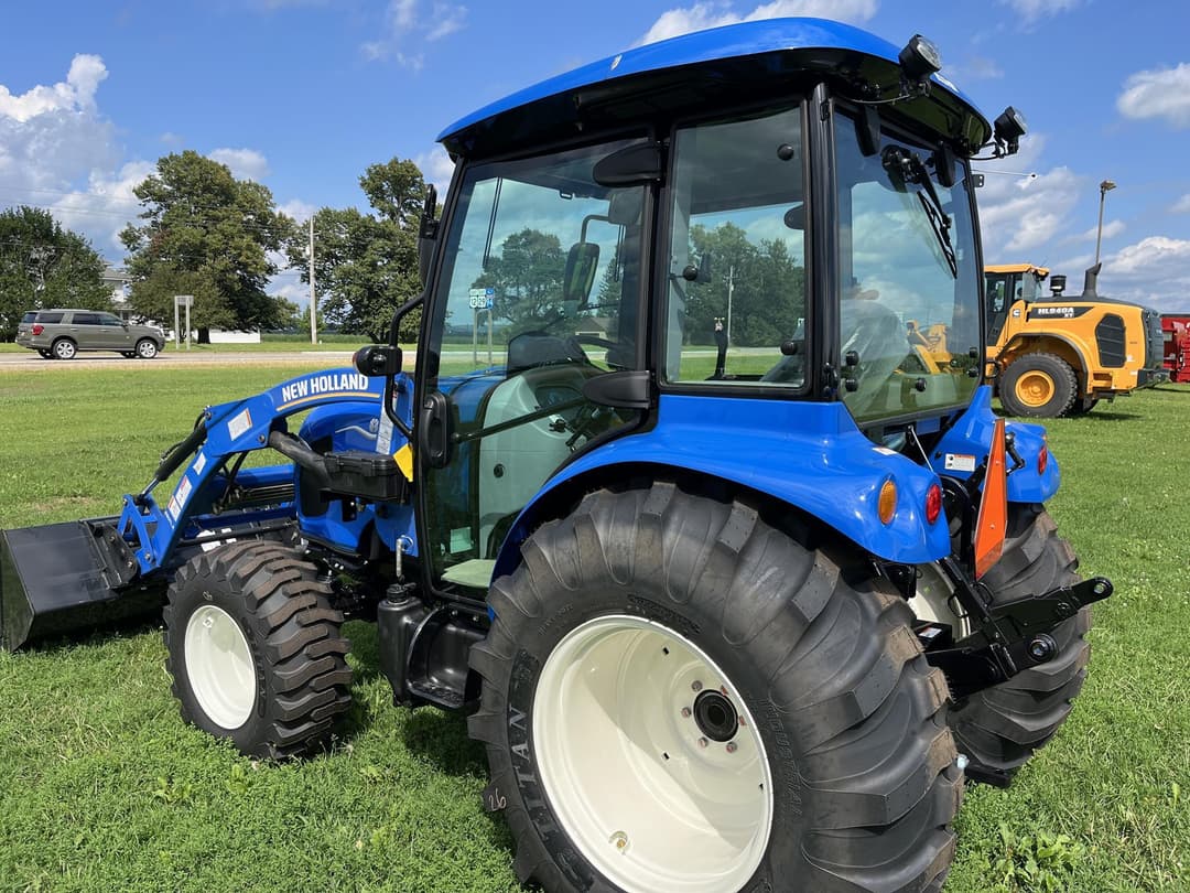 Image of New Holland Boomer 55 Image 1