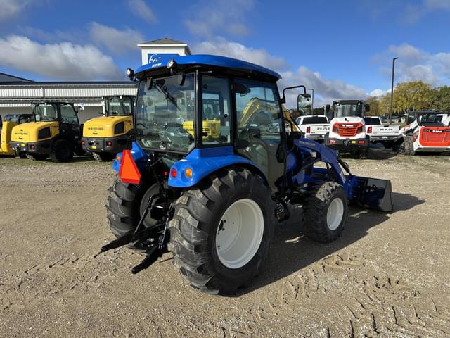 Image of New Holland Boomer 55 equipment image 2