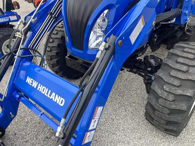 Image of New Holland Boomer 55 equipment image 1